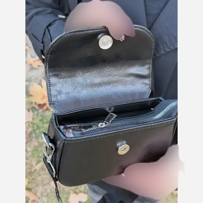 کیف اسپرت پاسپورتی ورنی زنانه دخترانه بند دوشی قابل تنظیم