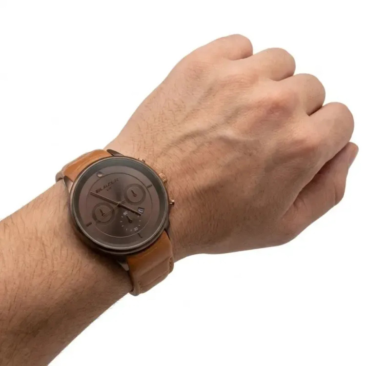 ساعت مچی مردانه بلیزر بند چرمی قهوه ای کافی طرح سه موتور تقویم دار شیشه مینرال