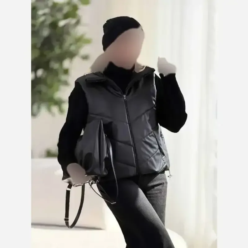 پافر کراپ چرم زنانه مشکی جنس چرم تیرکمانی پشم شیشه دار سایز فری 38 تا 44